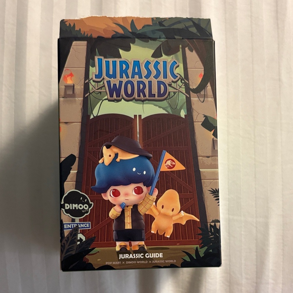 POP MART DIMOO JURASSIC WORLD “JURASSIC GUIDE”